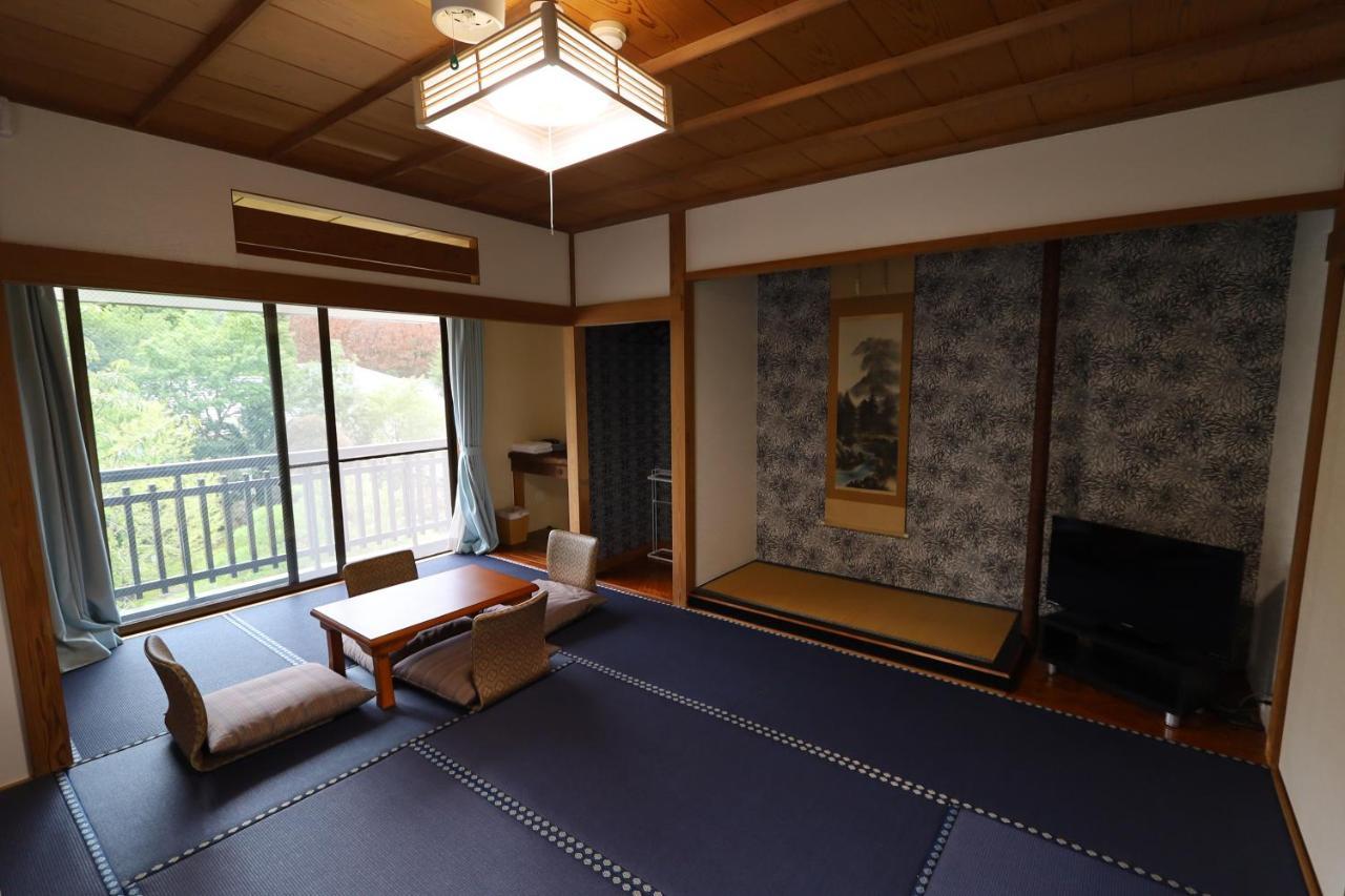 Onsen & Garden -Asante Inn- Hakone Dış mekan fotoğraf