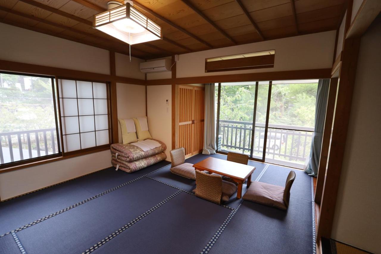 Onsen & Garden -Asante Inn- Hakone Dış mekan fotoğraf