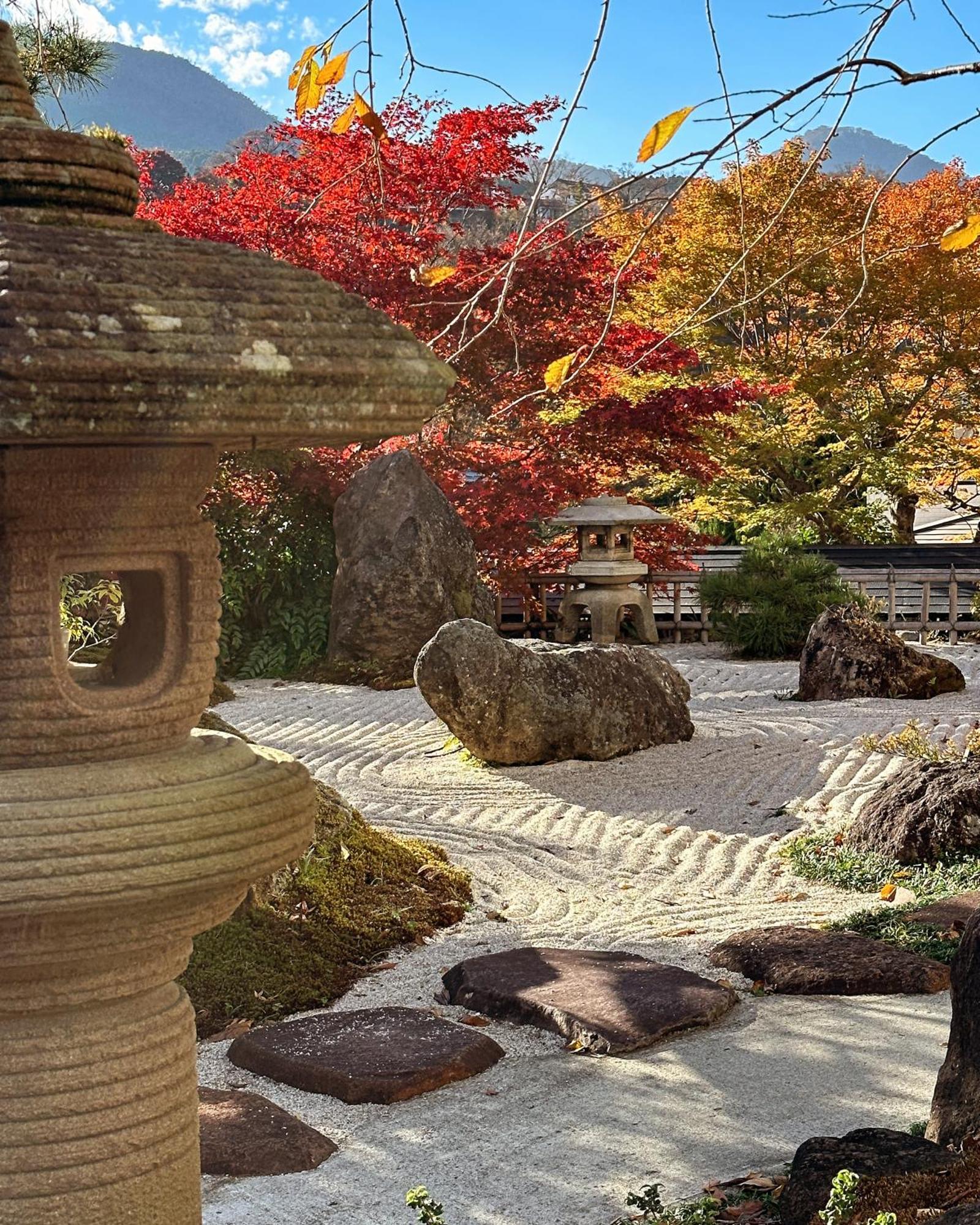 Onsen & Garden -Asante Inn- Hakone Dış mekan fotoğraf