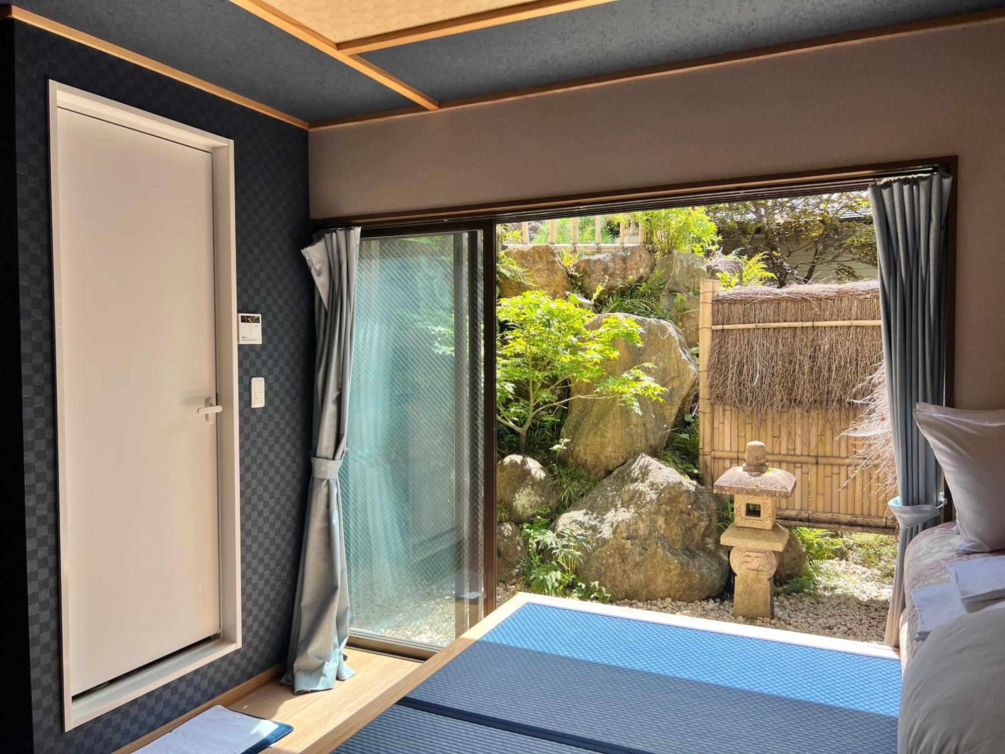Onsen & Garden -Asante Inn- Hakone Dış mekan fotoğraf