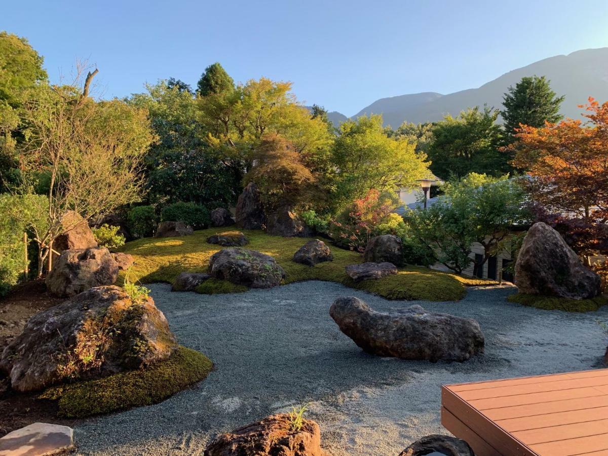 Onsen & Garden -Asante Inn- Hakone Dış mekan fotoğraf