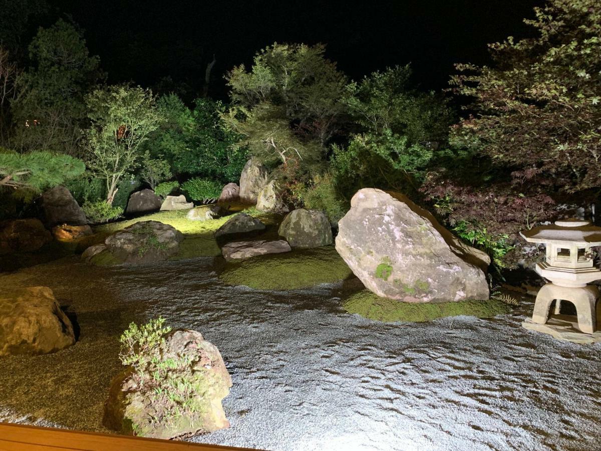 Onsen & Garden -Asante Inn- Hakone Dış mekan fotoğraf
